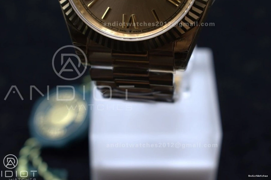 Dial DayDate GSF Bracelet on OnTrend Gold Roman RG Weight 390 40 Gain President A 0704